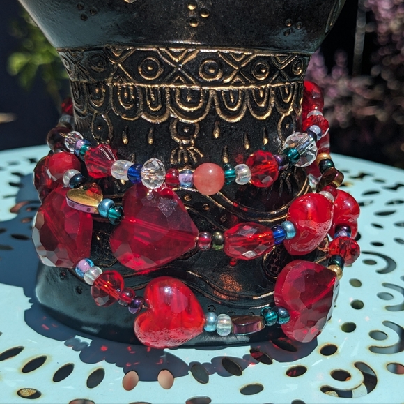 Red Hearts & Hematite Beads Bracelet Crystals Glass Beads Handmade Artisan Bling - Picture 9 of 12